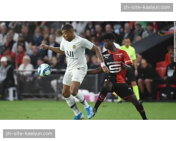 马略卡反击制胜：穆里奇补时阶段快速转换得分